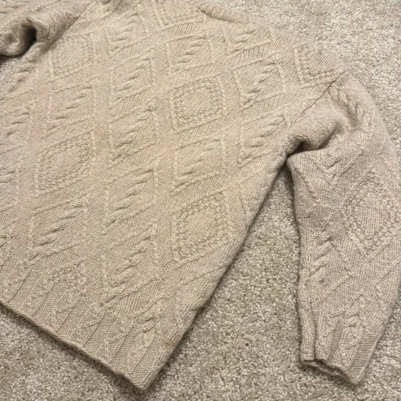 Outback Red 100% Wool Sweater size M Fisherman Natural Winter snowflake - Picture 7 of 7
